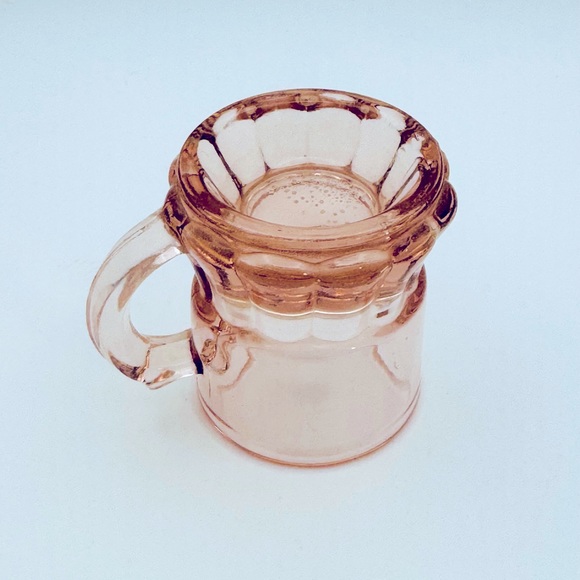 Vintage Lot Of 9 Blush Pink Shot Glasses W/ Handle. Beer Mug Thick Glass Design - Picture 7 of 10